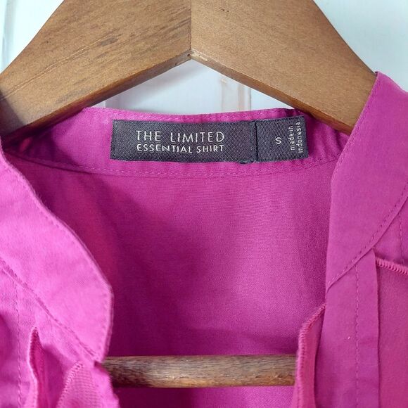 The Limited Magenta Fuschia Ruffled Blouse with Puffy Button Sleeves Sz S - Picture 7 of 9